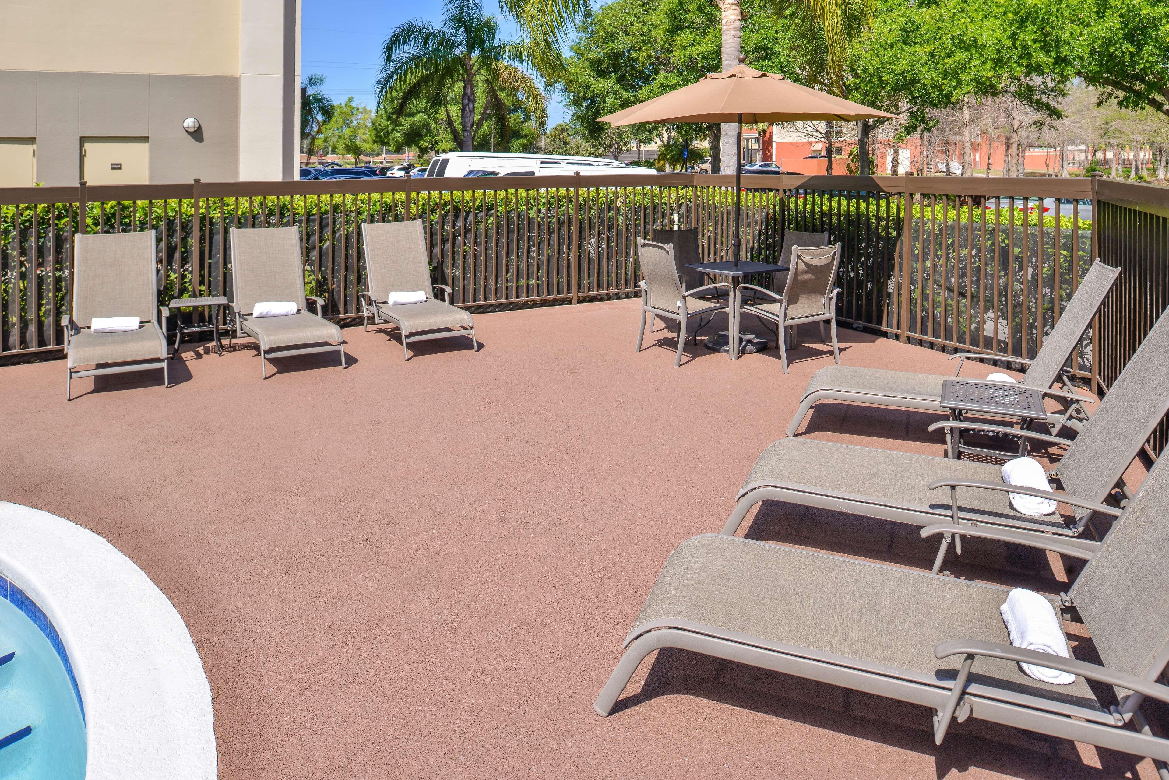 Hampton Inn Closest To Universal אורלנדו מראה חיצוני תמונה